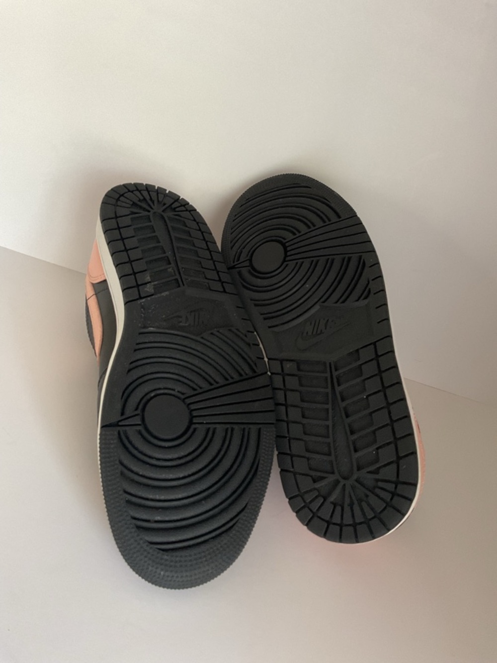 Nike Air Jordan 1 Low Black Pink Women 9.5 Men 8 Sneakers - Picture 9 of 9